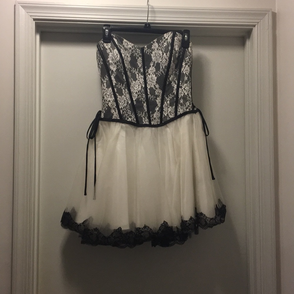 Lace dress